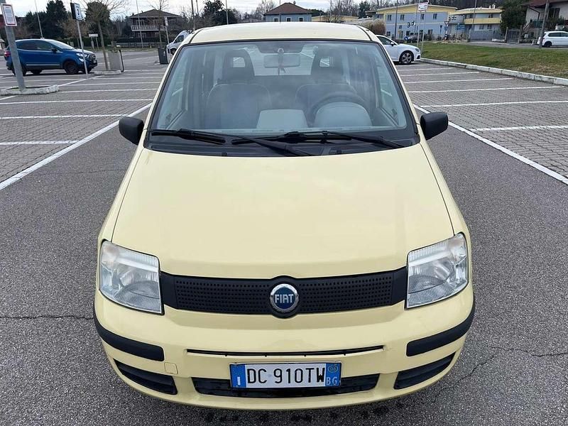 Usata Fiat Panda Active 54 CV (39 kW) 2004 Giallo Utilitaria