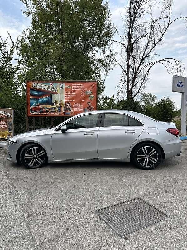 Usata Mercedes A180 Executive 116 CV (85 kW) 2020 Argento Berlina