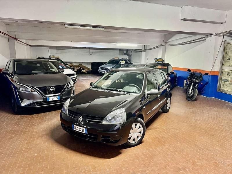 Other Usata 2007 Renault Clio II Berlina | 2999 € (Buon prezzo) - Immagine 1/4
