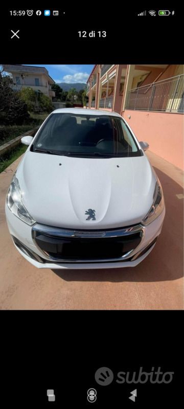 Usata Peugeot 208 75 CV (55 kW) 2015 Utilitaria