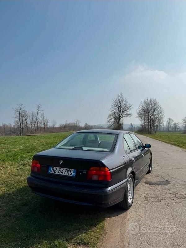 Usata BMW 528 193 CV (141 kW) 1999 Blu Berlina