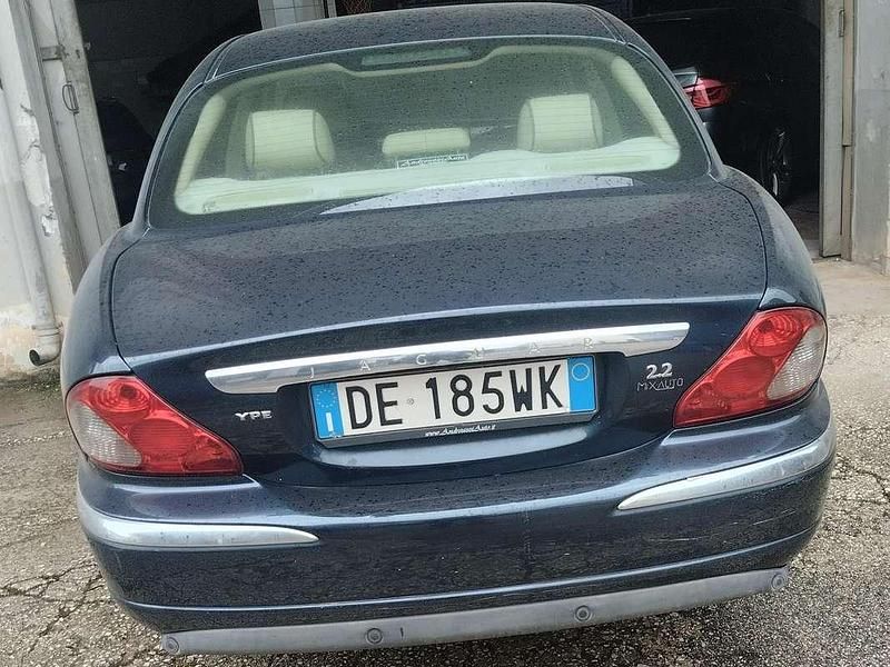 Usata Jaguar X-type 155 CV (114 kW) 2007 Blu/azzurro Berlina