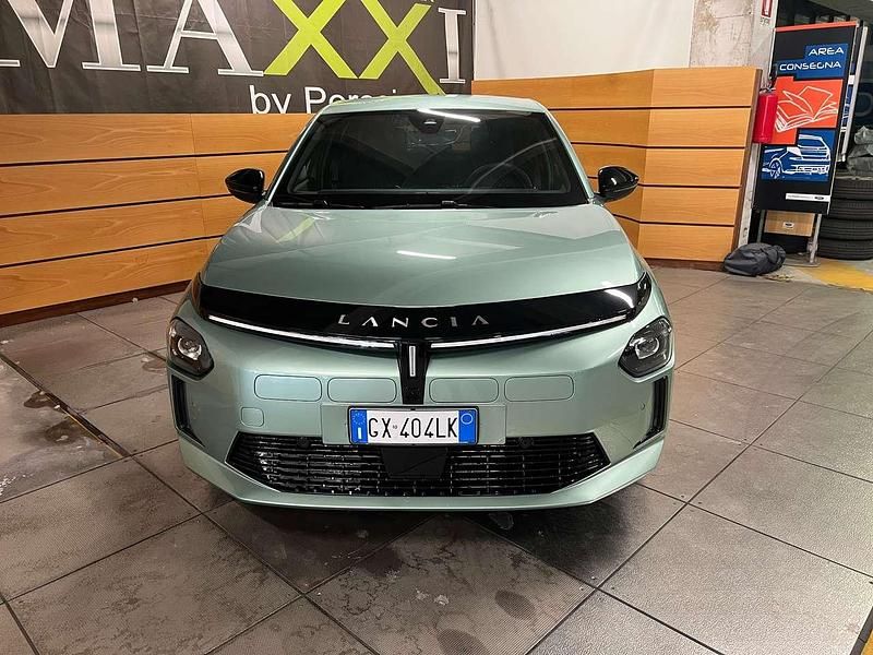 Nuova Lancia Ypsilon 61 kW (84 CV) 2025 Verde Utilitaria