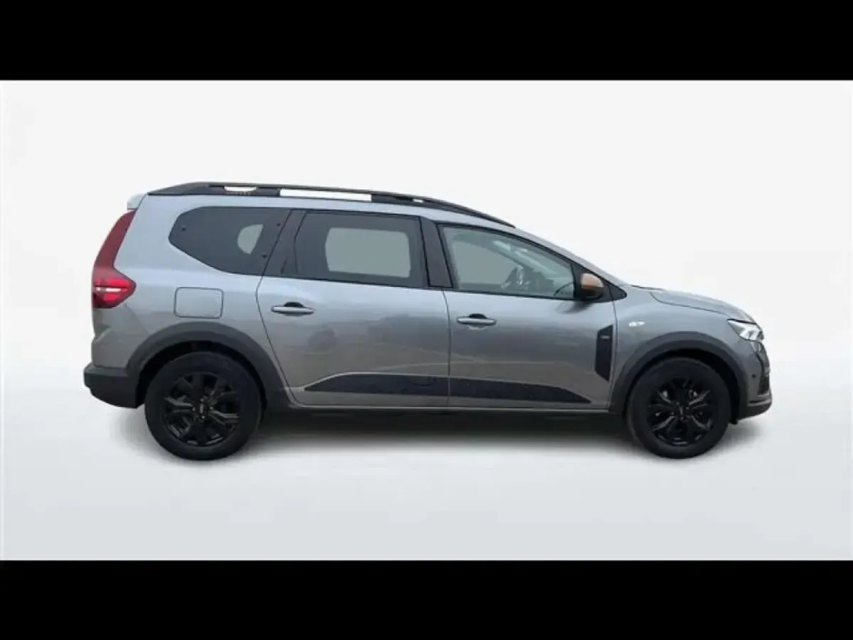 Nuova Dacia Jogger Extreme 94 CV (69 kW) 2025 Grigio scuro Monovolume