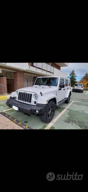 Bianco Usata 2011 Jeep Wrangler SUV | 23.000 € (Ottimo prezzo) - Immagine 1/4