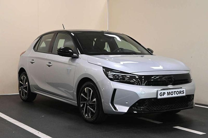 Argento Usata 2024 Opel Corsa GS Line Tre volumi | 14.900 € (Buon prezzo) - Immagine 1/4