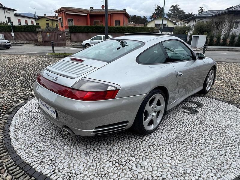Usata Porsche 911 Carrera 4S 320 CV (235 kW) 2002 Grigio Coupé