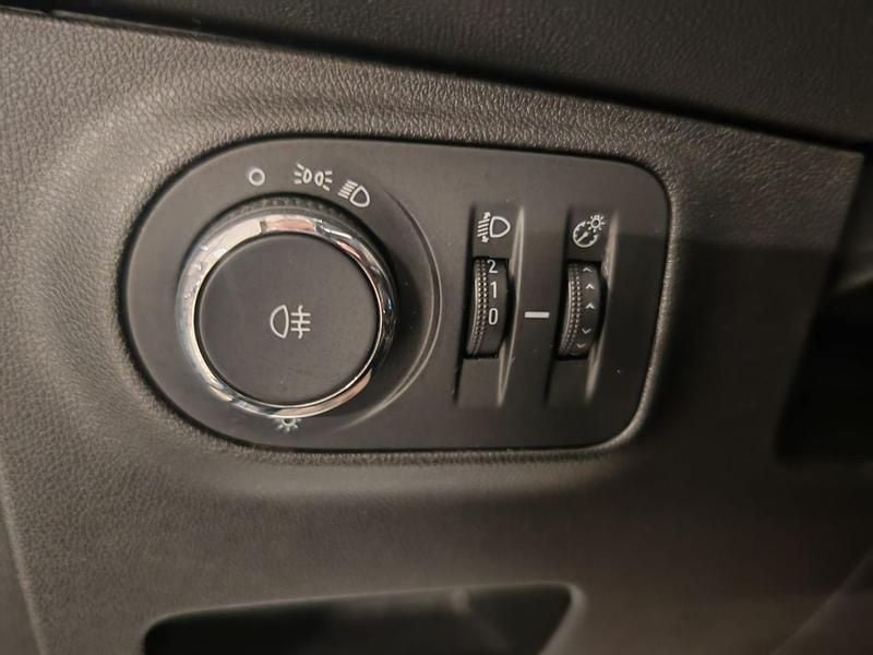 Usata Opel Corsa Edition 75 CV (55 kW) 2019 Nero Utilitaria