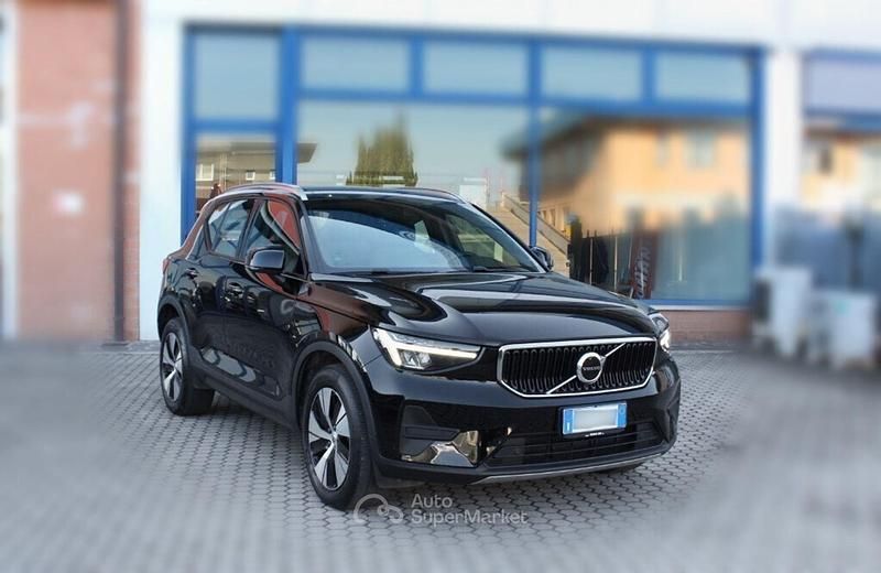 Usata Volvo XC40 Core 129 CV (94 kW) 2022 Nero SUV