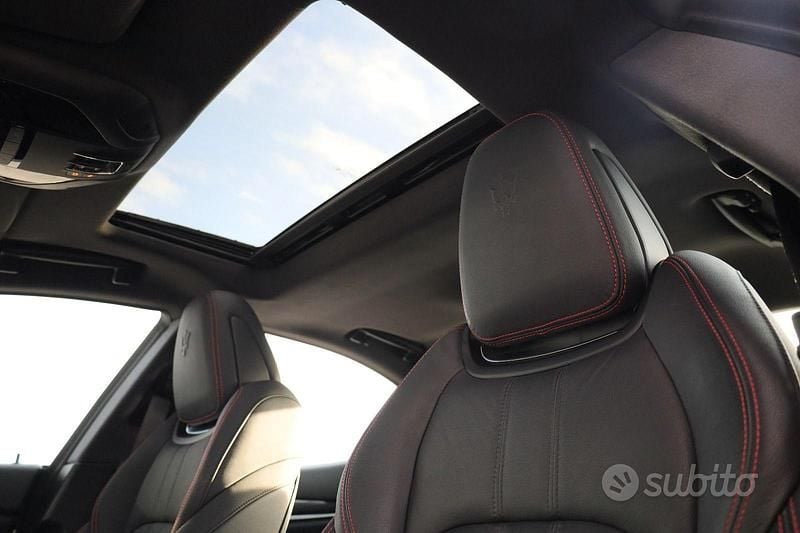 Usata Maserati Ghibli 350 CV (257 kW) 2019 Bianco Coupé