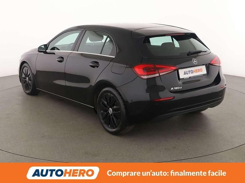 Usata Mercedes A180 Business 116 CV (85 kW) 2019 Nero Berlina