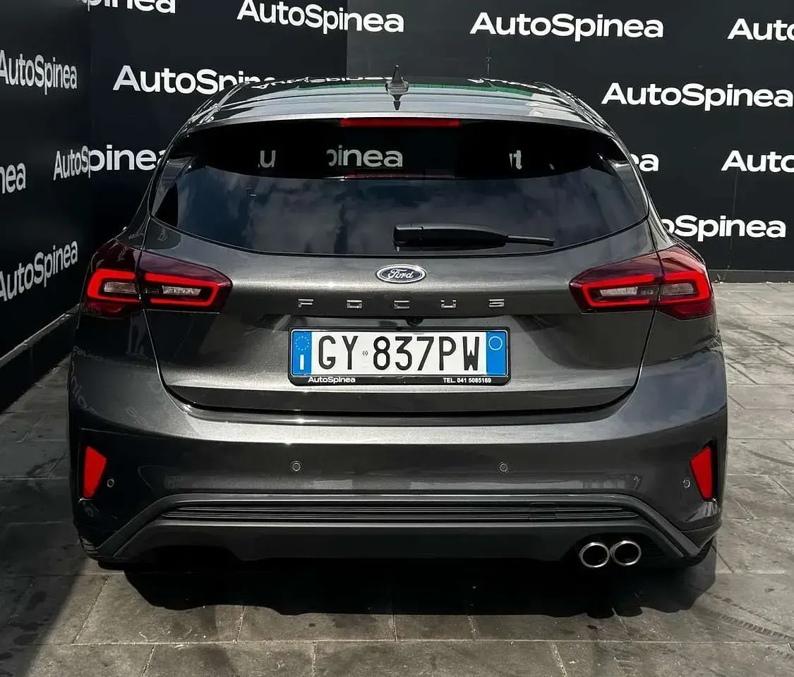 Usata Ford Focus ST-Line 116 CV (85 kW) 2025 Grigio Berlina