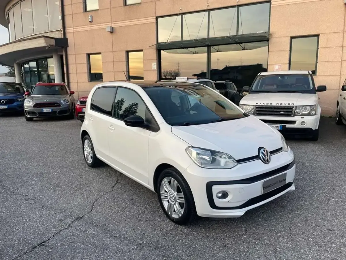 Usata VW up! Highline 75 CV (55 kW) 2016 Bianco Utilitaria