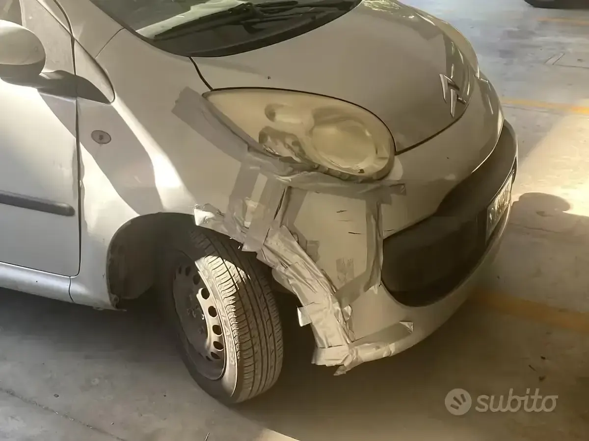 Usata Citroën C1 68 CV (50 kW) 2007 Grigio Utilitaria