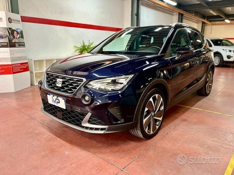 Blu/azzurro Usata 2022 Seat Arona FR SUV | 17.000 € (Cara) - Immagine 1/4