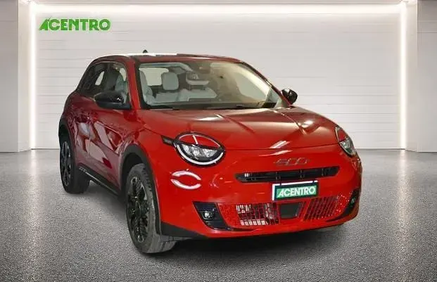 Usata Fiat 600 La Prima 110 CV (80 kW) 2025 Beige SUV