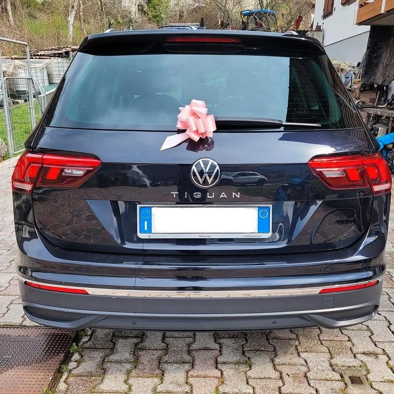 Usata VW Tiguan 150 CV (110 kW) 2021 Nero SUV