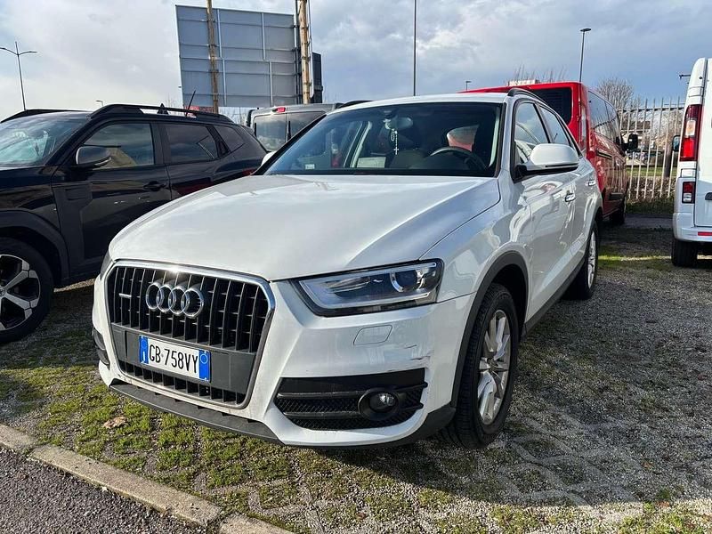 Usata Audi Q3 Advanced Plus 140 CV (102 kW) 2013 Bianco SUV