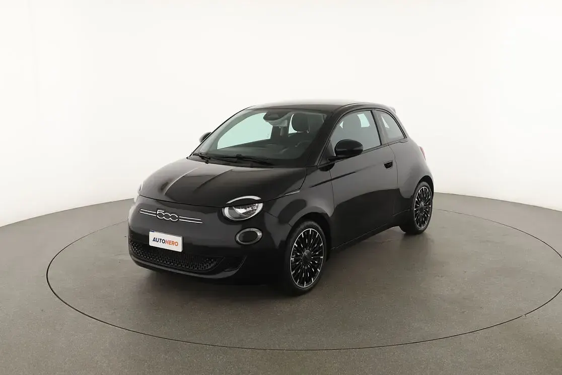 Usata Fiat 500e Action 69 kW (95 CV) 2022 Utilitaria