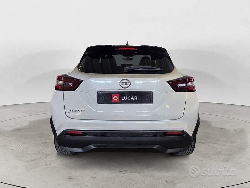 Usata Nissan Juke N-Connecta 114 CV (83 kW) 2021 Bianco SUV