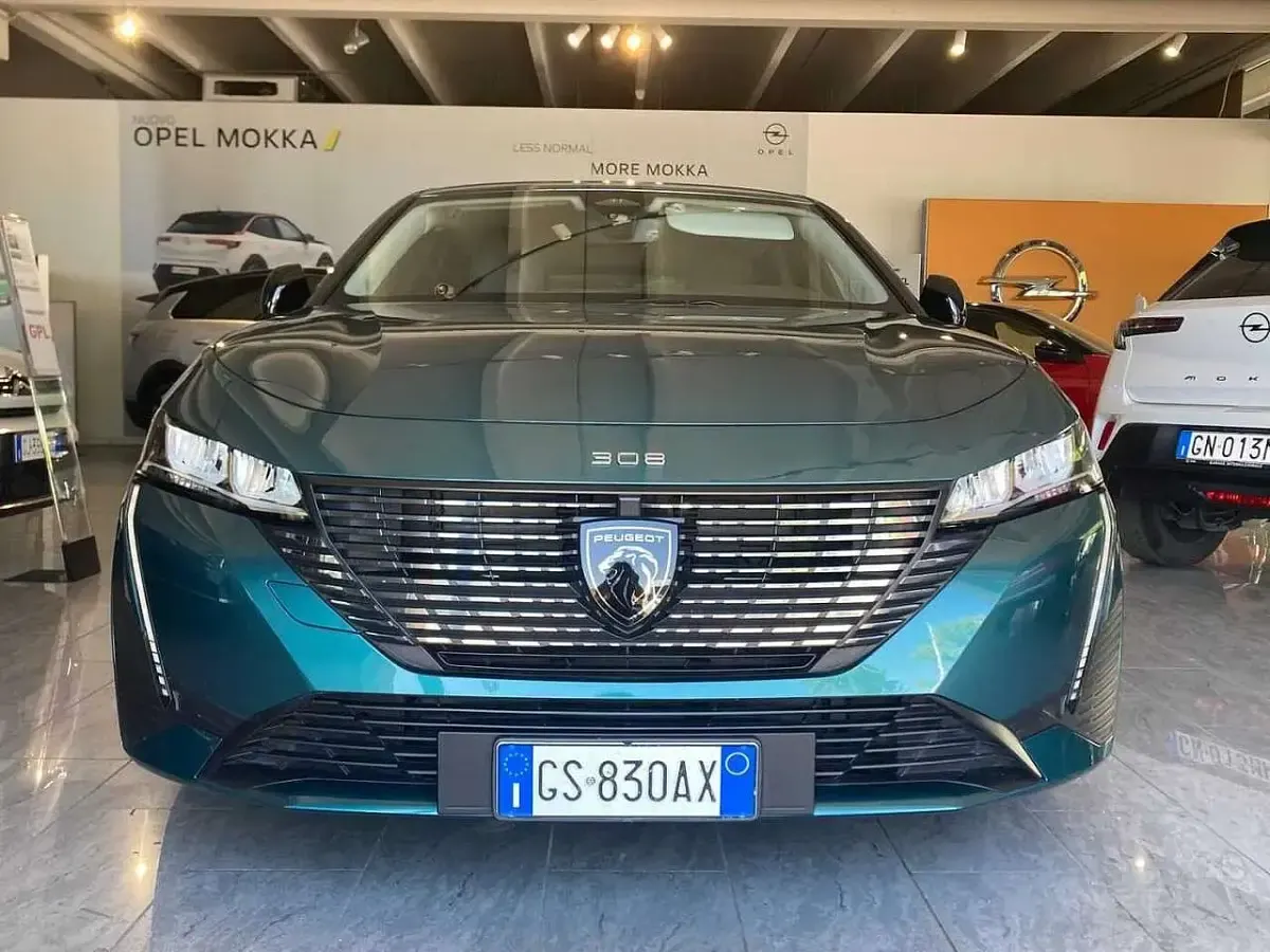 Usata Peugeot 308 Allure 131 CV (96 kW) 2024 Verde Station wagon