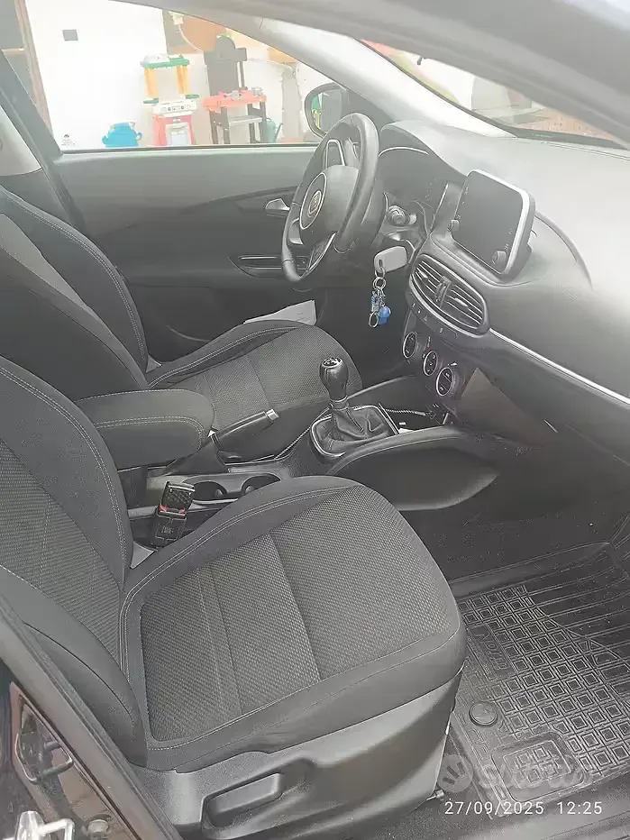 Usata Fiat Tipo 95 CV (69 kW) 2018 Blu Berlina