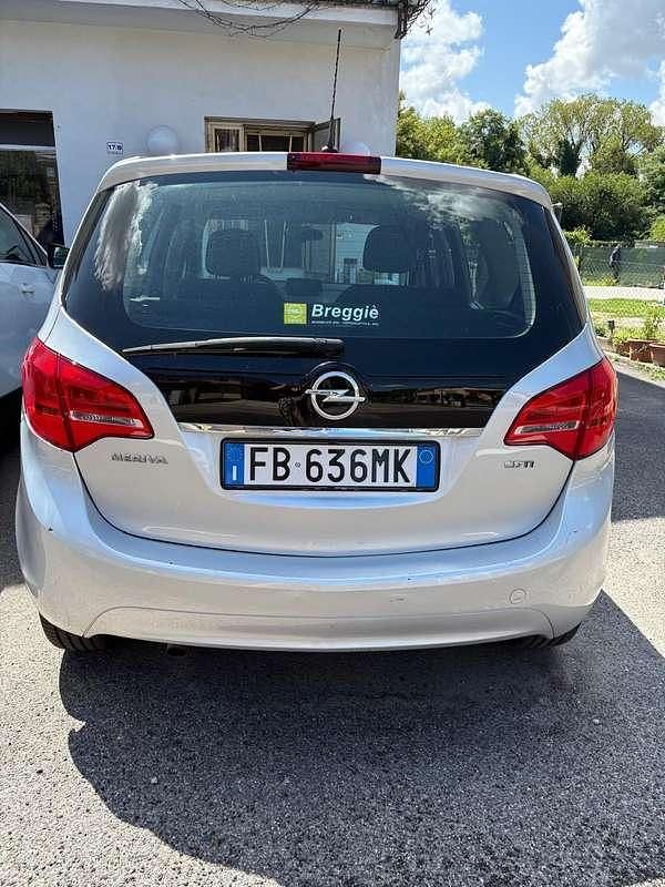 Usado Opel Meriva Design Edition 136 CV (100 kW) 2016 Monovolumen