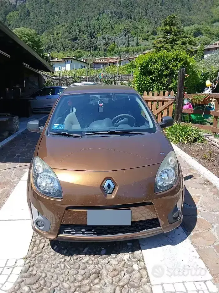 Usado Renault Twingo 75 CV (55 kW) 2010 Utilitario