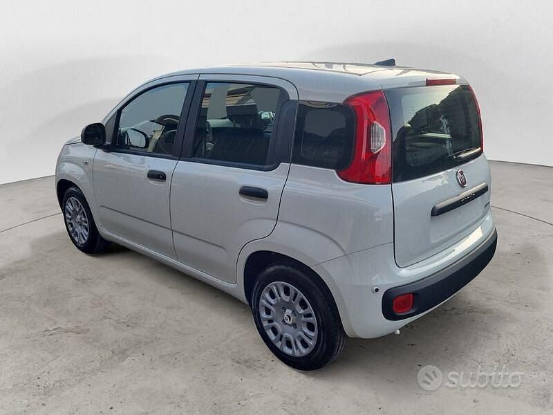 Nuova Fiat Panda Pop 70 CV (51 kW) 2025 Bianco Berlina