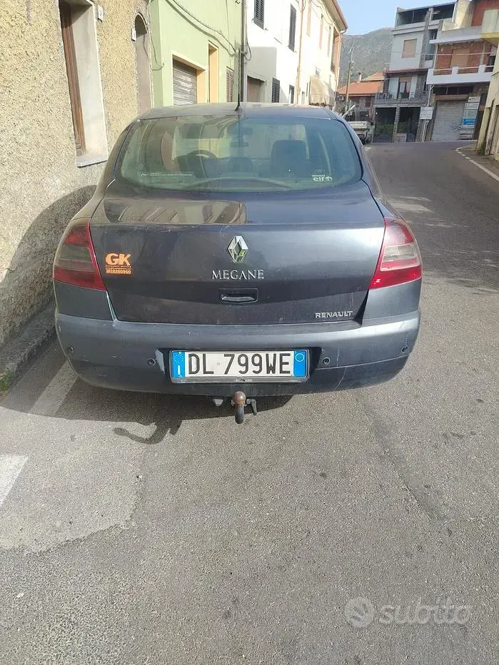 Usata Renault Mégane III 106 CV (77 kW) 2008 Bluazzurro Berlina