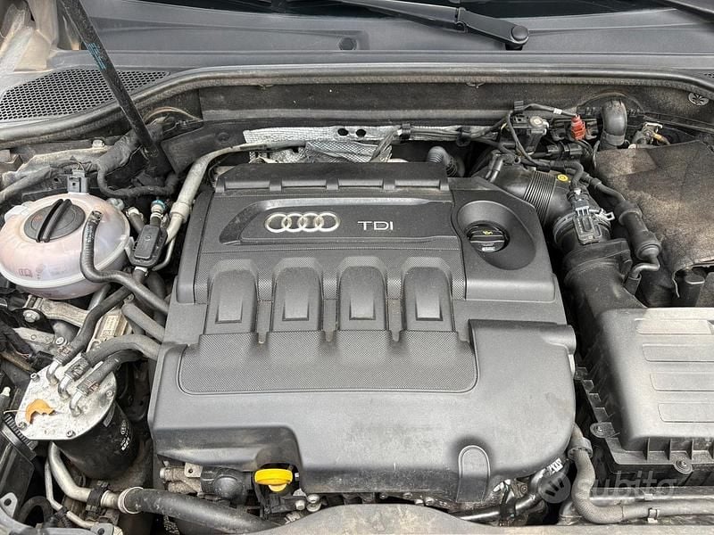 Usado Audi Q2 116 CV (85 kW) 2017 Negro SUV