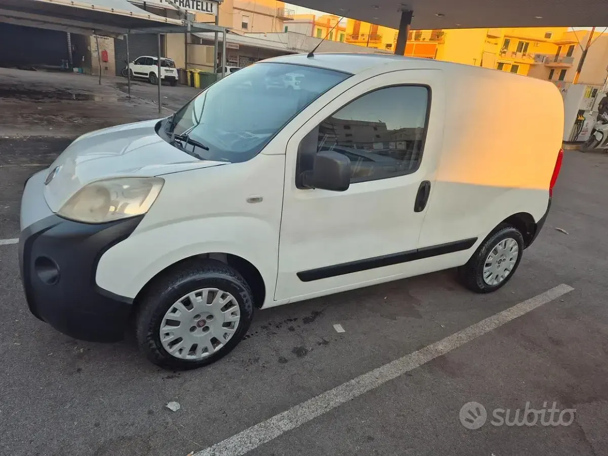 Usata Fiat Fiorino 69 CV (50 kW) 2015 Bianco Monovolume