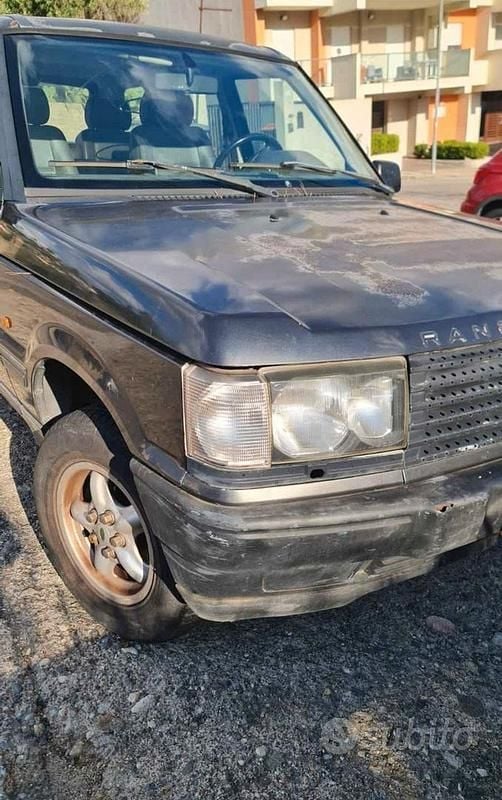 Usata Land Rover Range Rover HSE 138 CV (101 kW) 1999 Verde SUV