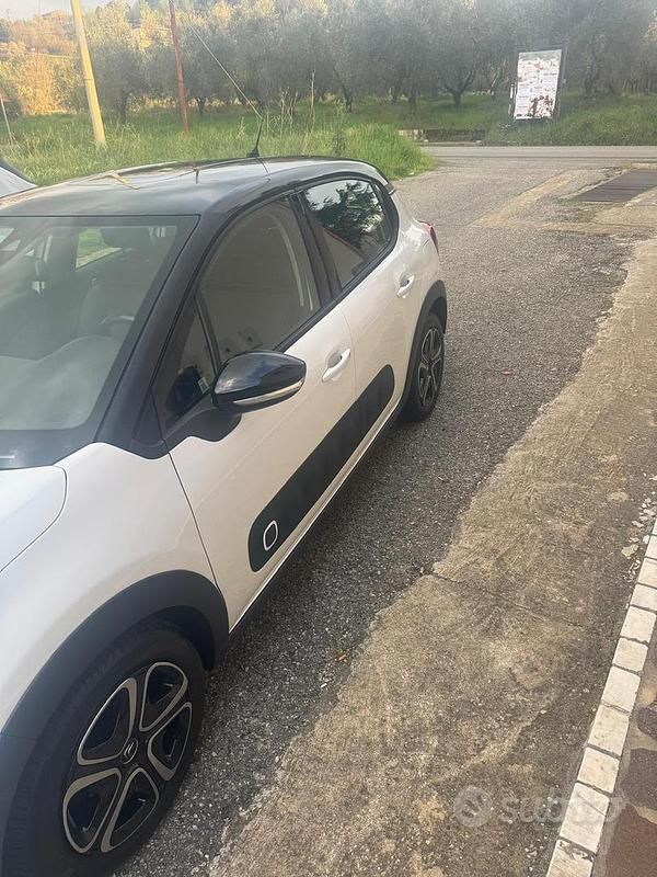 Usata Citroën C3 Shine 75 CV (55 kW) 2017 Berlina