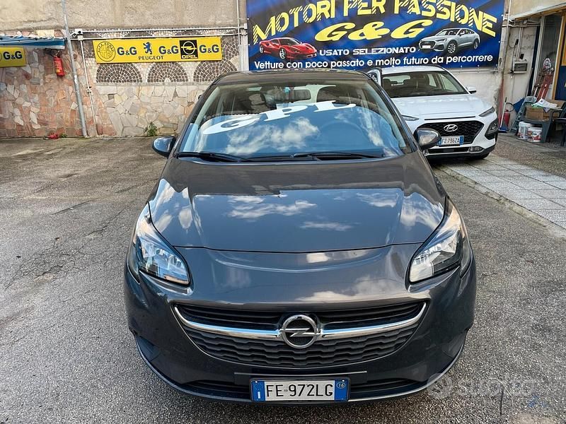 Grigio Usata 2016 Opel Corsa Cosmo Tre volumi | 7000 € (Buon prezzo) - Immagine 1/4
