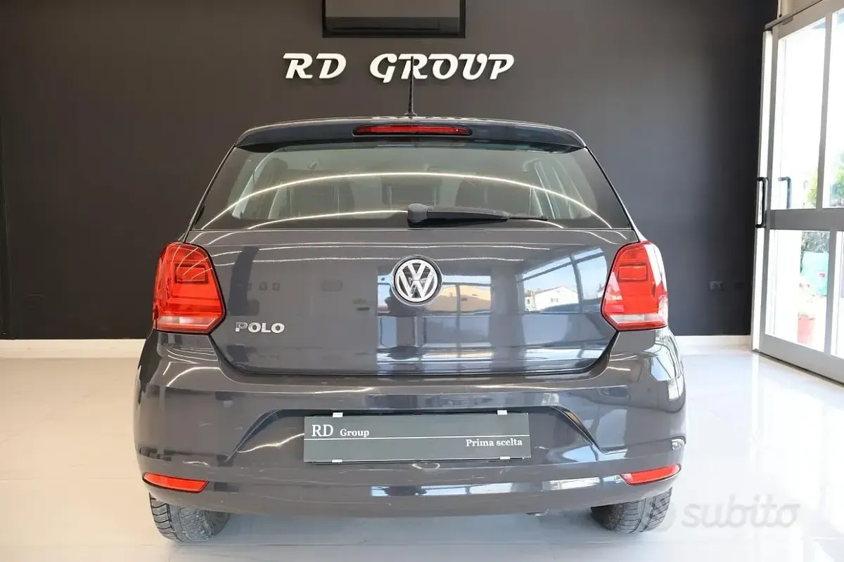 Usata VW Polo Trendline 60 CV (44 kW) 2017 Grigio Berlina