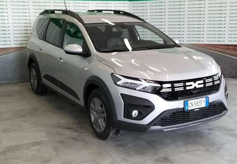 Usata Dacia Jogger Expression 110 CV (80 kW) 2023 Monovolume