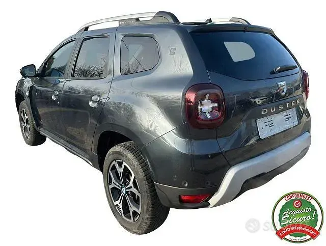 Usata Dacia Duster Comfort 101 CV (74 kW) 2020 Grigio SUV