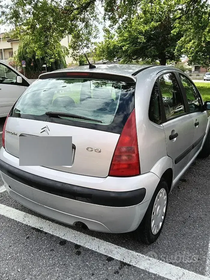 Usata Citroën C3 60 CV (44 kW) 2005 Grigio Berlina