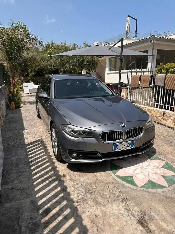 Usata BMW 520 Comfort Edition 190 CV (139 kW) 2015 Grigio Station wagon