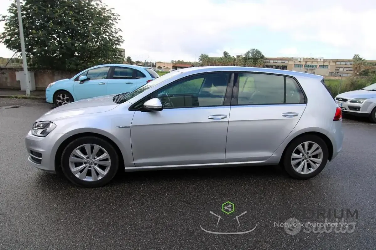 Usata VW Golf VII Comfortline 116 CV (85 kW) 2015 Argento Berlina
