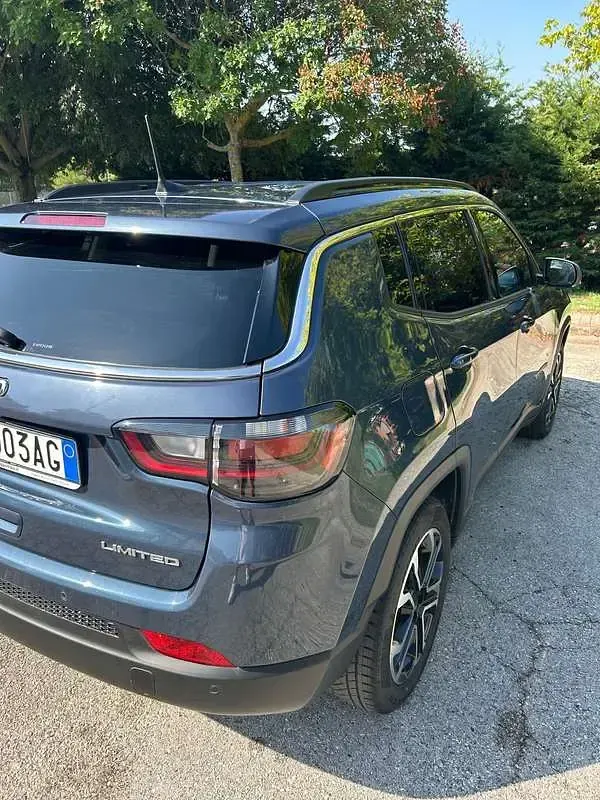 Usata Jeep Compass Limited 131 CV (96 kW) 2022 Bluazzurro SUV
