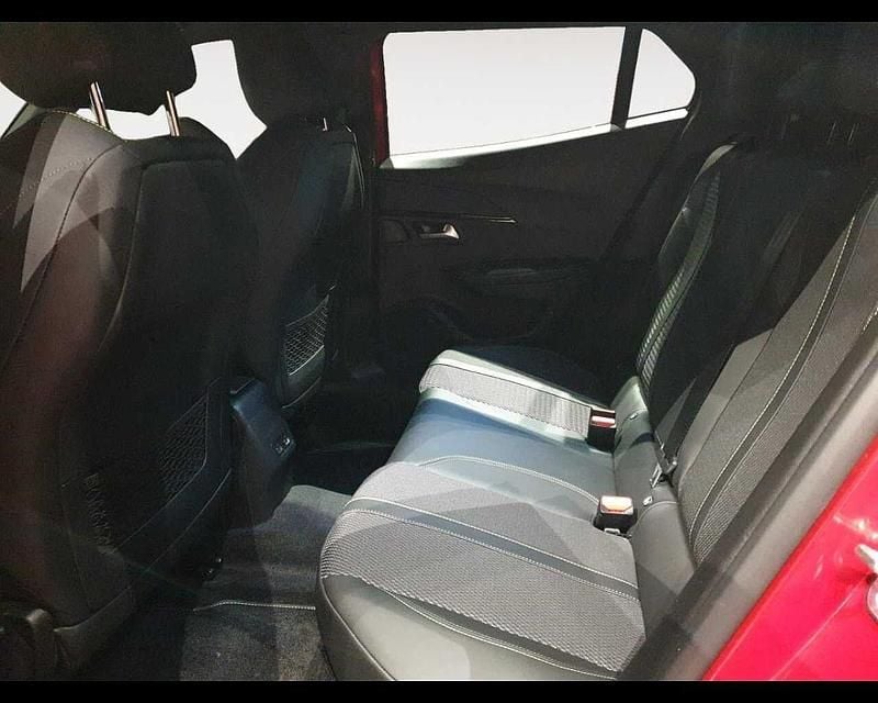 Usata Peugeot 2008 GT 131 CV (96 kW) 2024 Rosso SUV