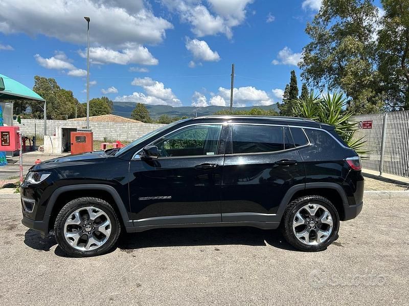 Usata Jeep Compass Limited 140 CV (102 kW) 2017 Nero SUV