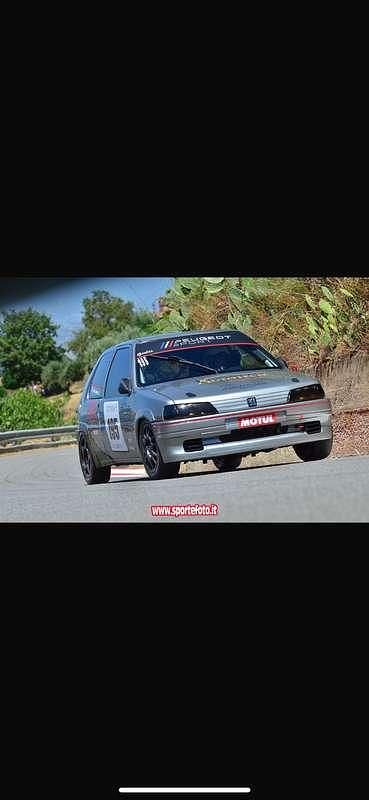 Usata Peugeot 106 98 CV (72 kW) 1994 Utilitaria