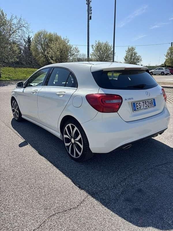 Usata Mercedes A180 Premium 109 CV (80 kW) 2013 Berlina