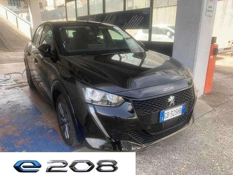 Usata Peugeot e-208 Allure 56 kW (77 CV) 2020 Nero Utilitaria