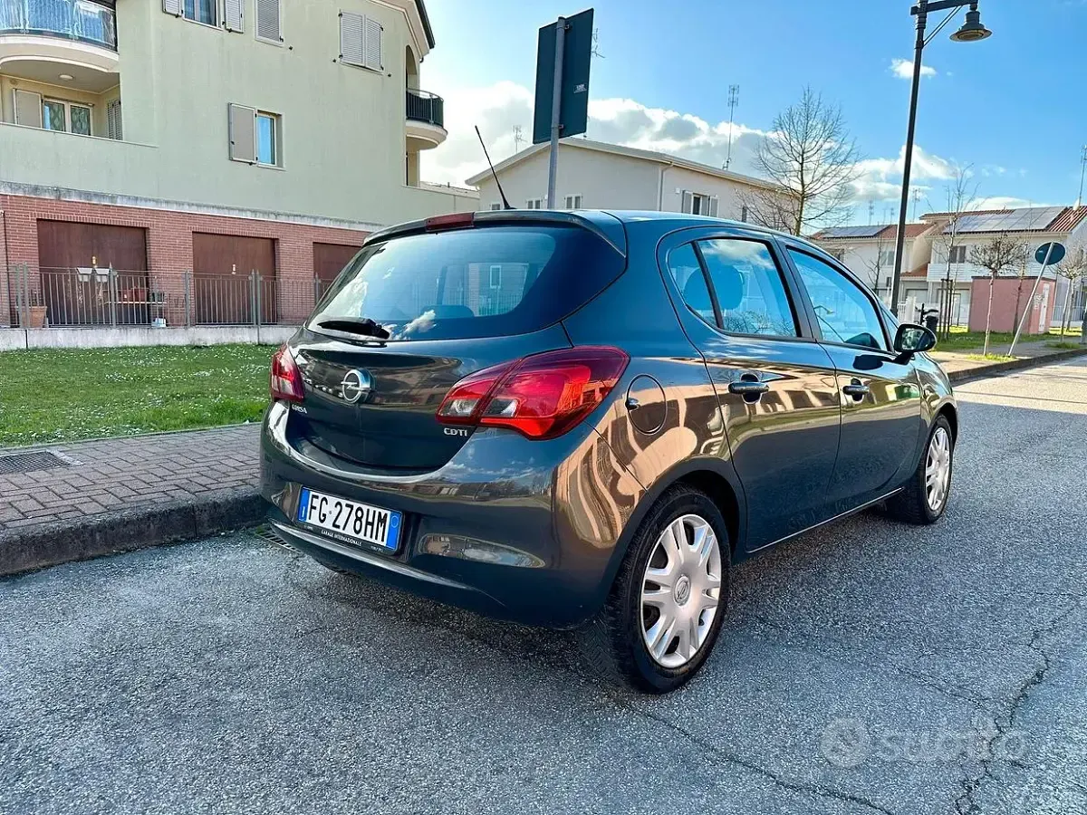 Usata Opel Corsa 75 CV (55 kW) 2017 Grigio Utilitaria