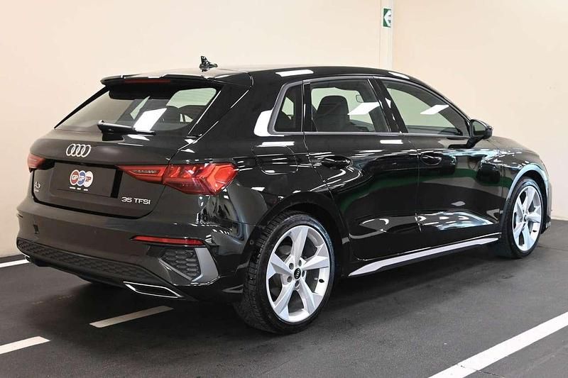 Usata Audi A3 e-tron S-Line 150 CV (110 kW) 2024 Nero Utilitaria