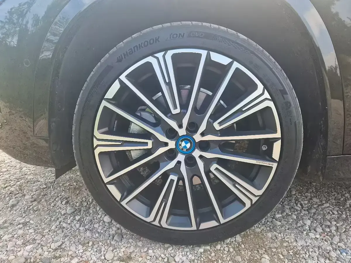 Usata BMW iX1 M Sport 103 kW (141 CV) 2023 Nero SUV